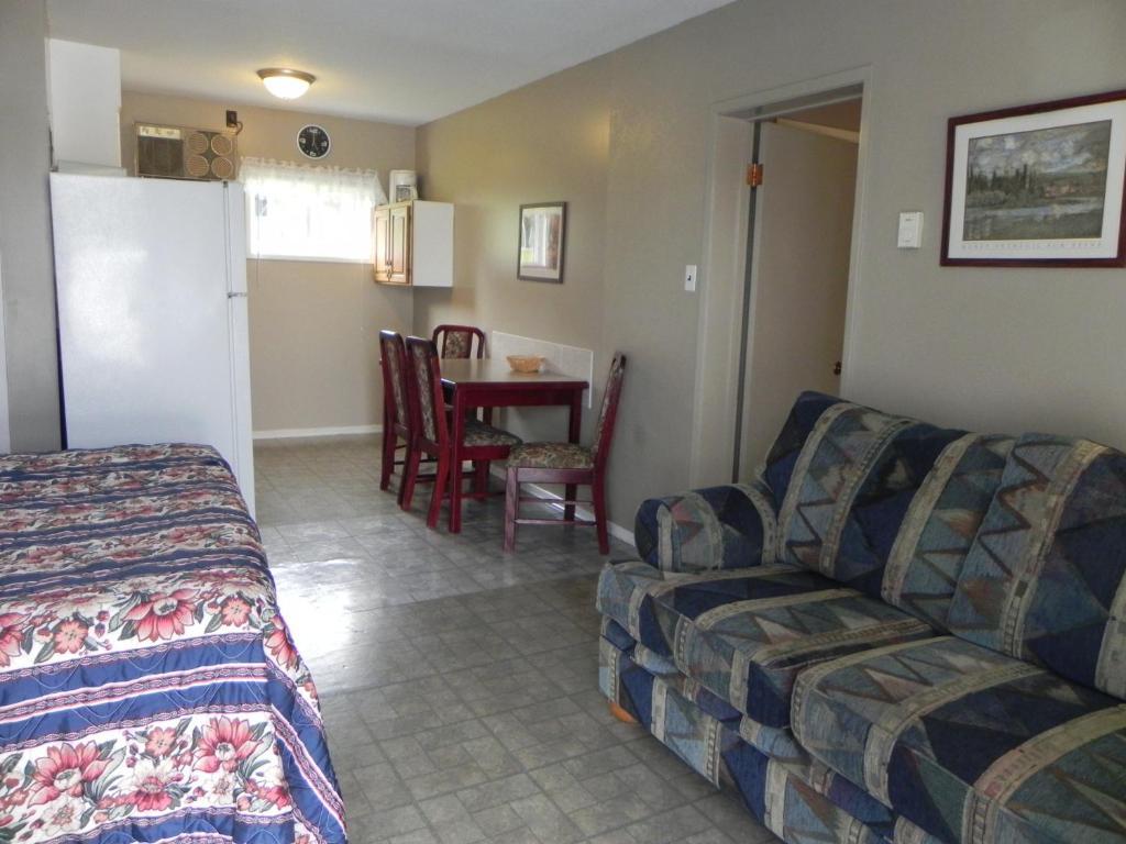 Destiny Beach Resort Osoyoos Rum bild