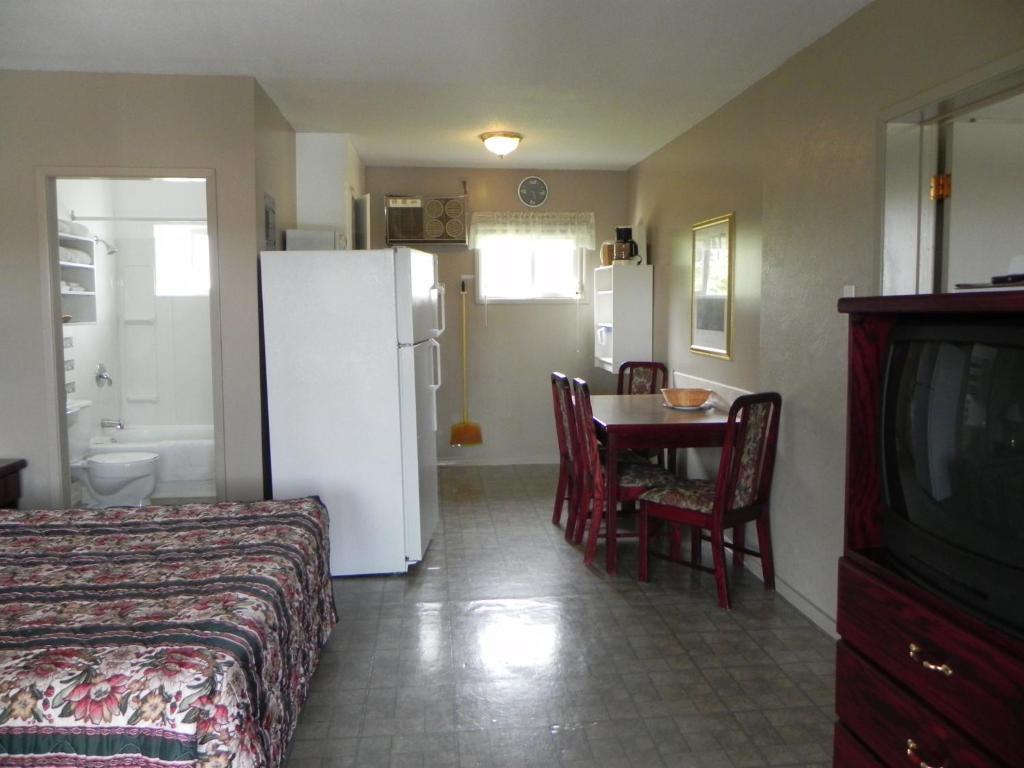 Destiny Beach Resort Osoyoos Rum bild